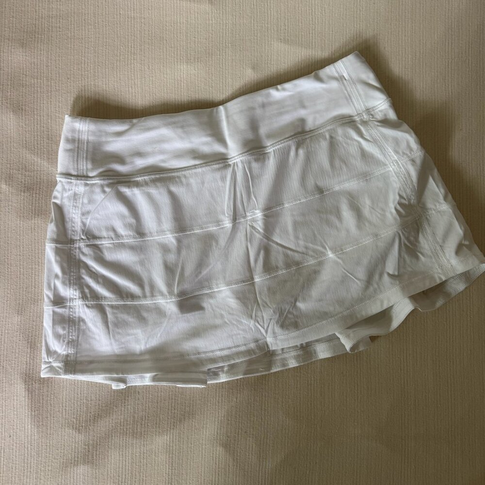 White Lululemon Pace Rival Mid-Rise Skirt size 6 (never worn/new without tags)